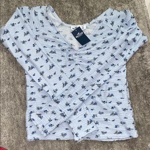 Long sleeve blue flower top